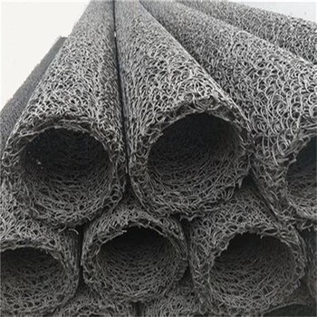 塑料盲沟是市政工程上常用的土工排水材料